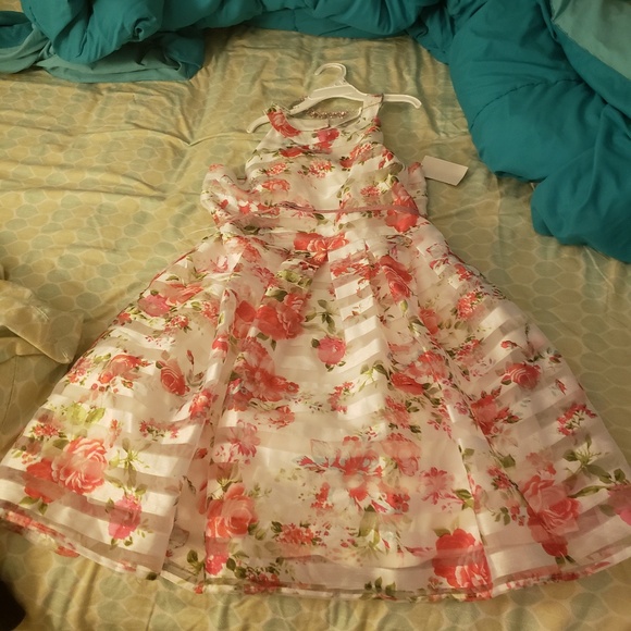 New - Picture 3 of 3